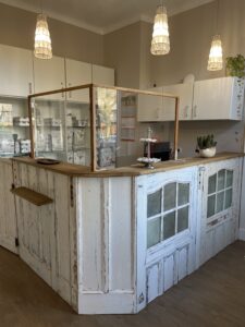 Casa Malina Interior Design Hamburg – Empfangstresen in der neu gestalteten Tierarztpraxis
